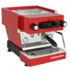 een La Marzocco Linea Mini Rood Apparatuur Espressomachine zijkant
